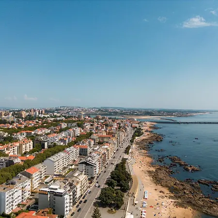 Seaside Cozy With Private Terrace Daire