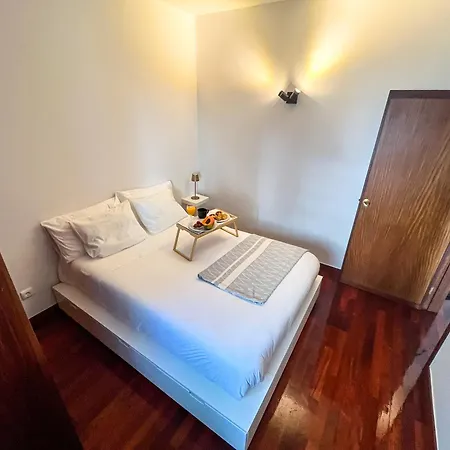 Seaside Cozy With Private Terrace